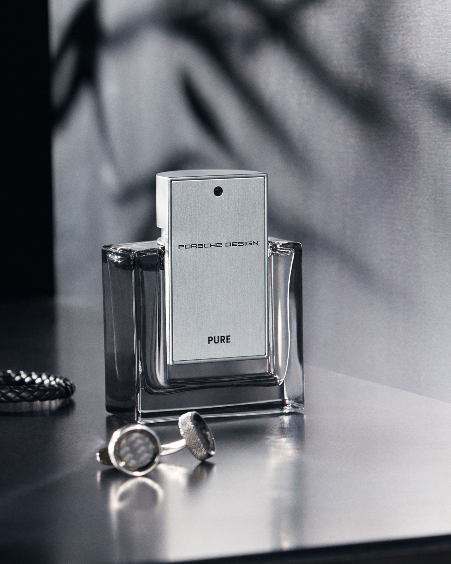 Shows Picture of 210908_PD_Website Cropping_Accessoires Kategorieseite_Fragrance_3840x2160.jpg