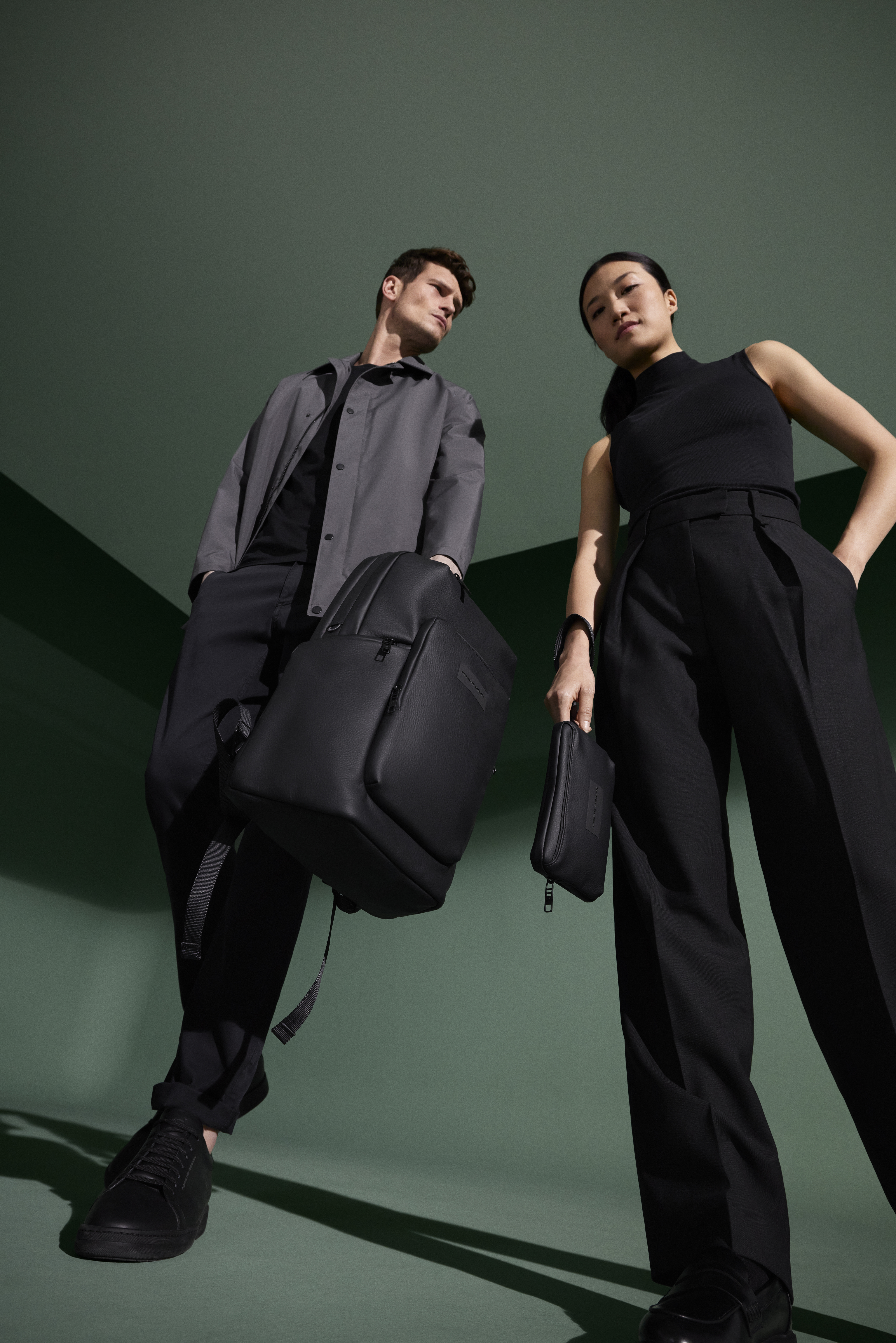 Shows Picture of PD_SS24_bags and luggage_05_0368.jpg