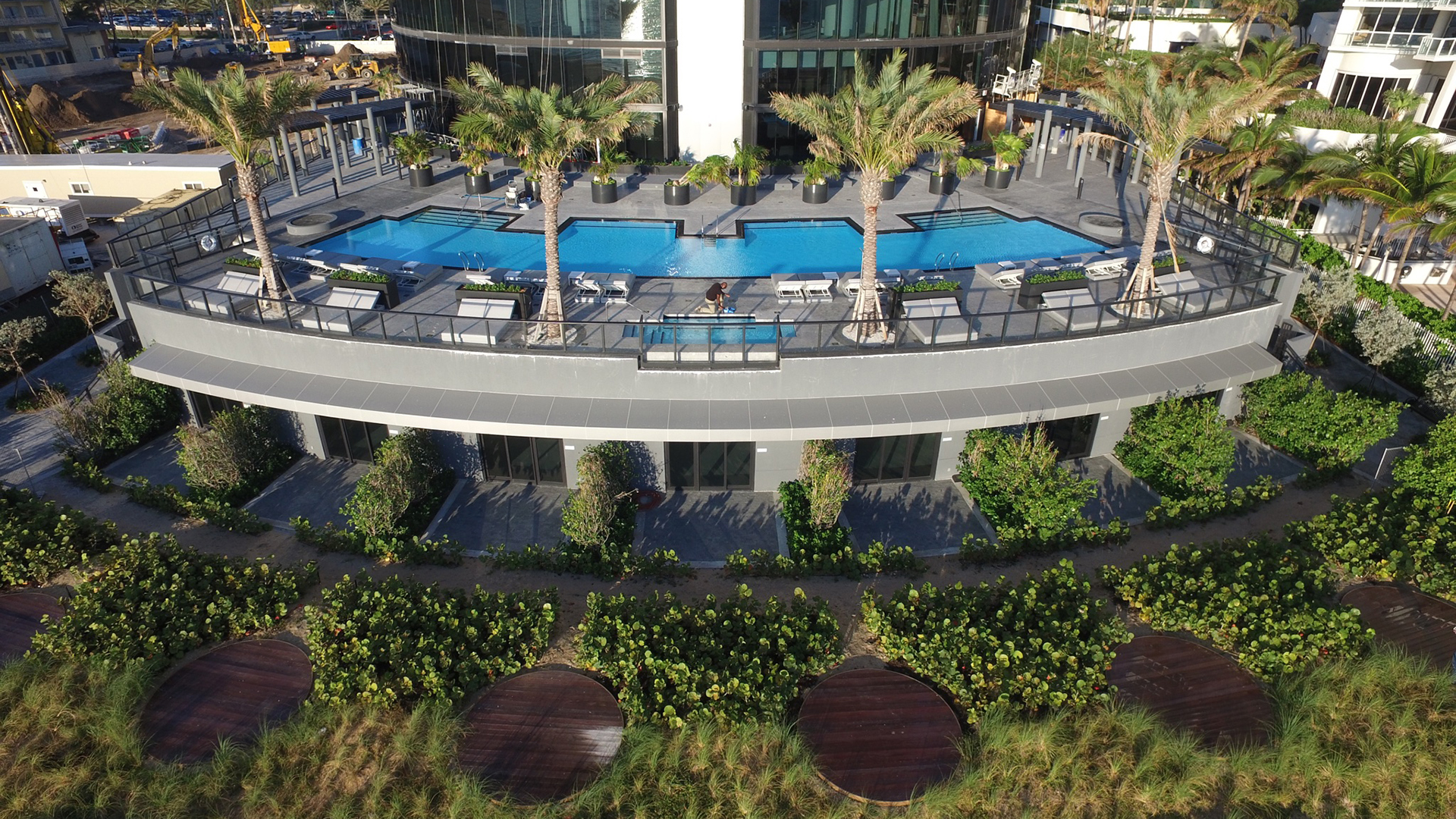 Shows Picture of 210828_Content_Slider_Miami_1920x1080_03.jpg