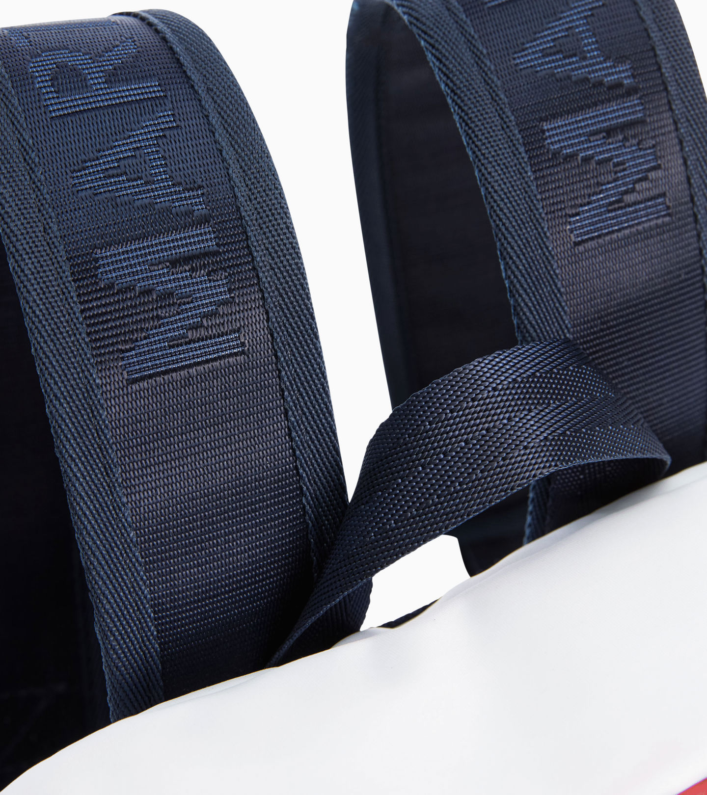 Shows Picture of WAP0359260P0MR-007_GA_PD_#SALL_#AIN_#V1.jpg