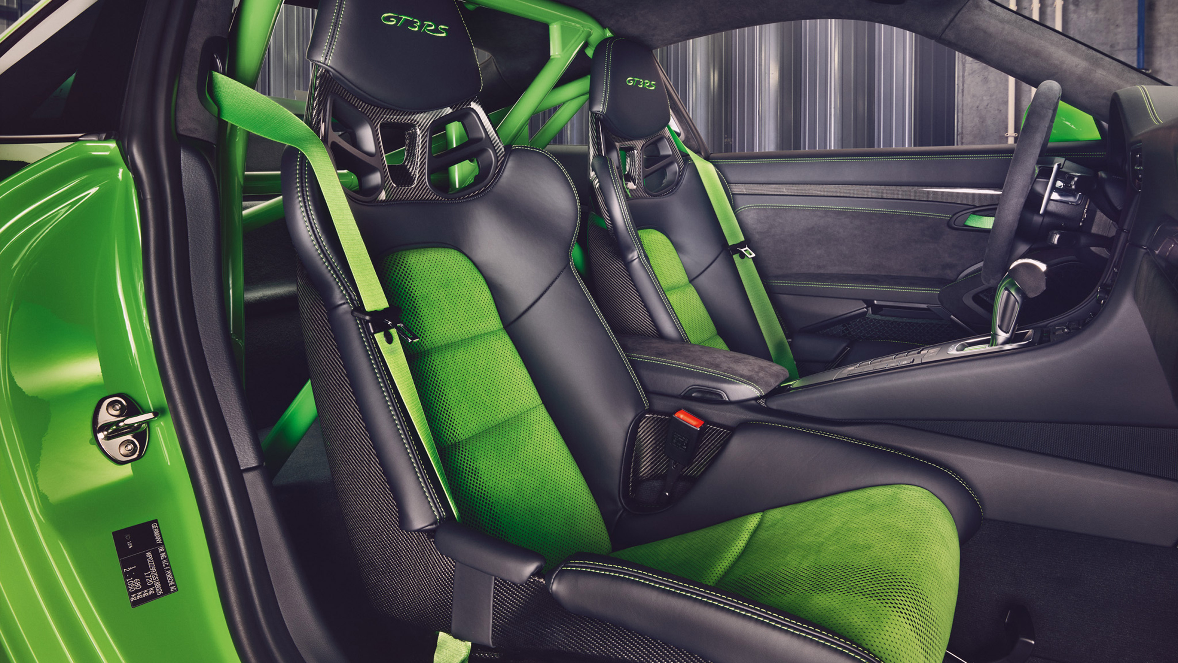 Shows Picture of 210914_GT3RS_Für_Den_Perfekten_Sitz_Content_Slider_03.jpg