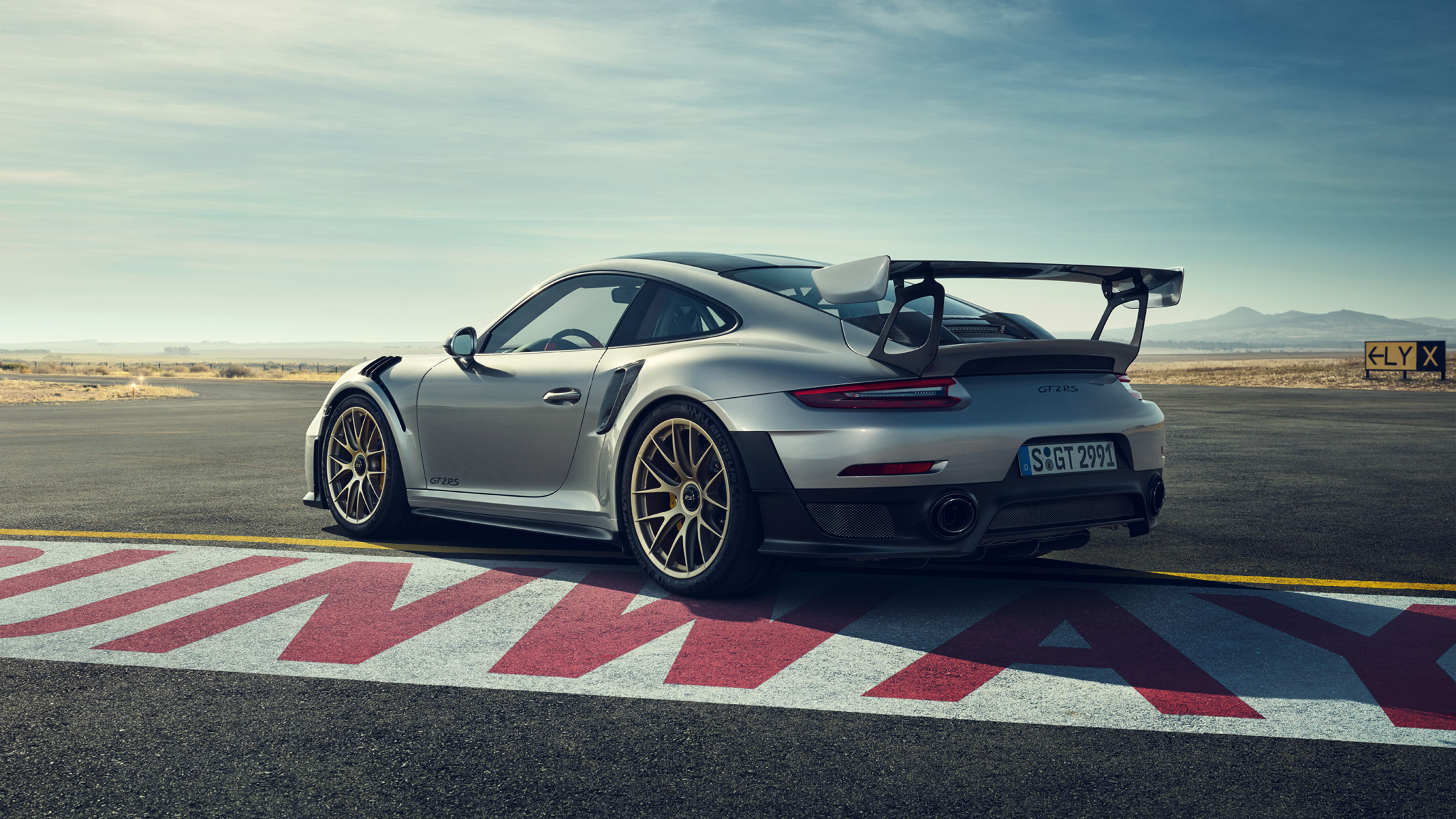 Shows Picture of 210914_GT2RS_Ein_Perfektes_Team_Content_Slider_01.jpg