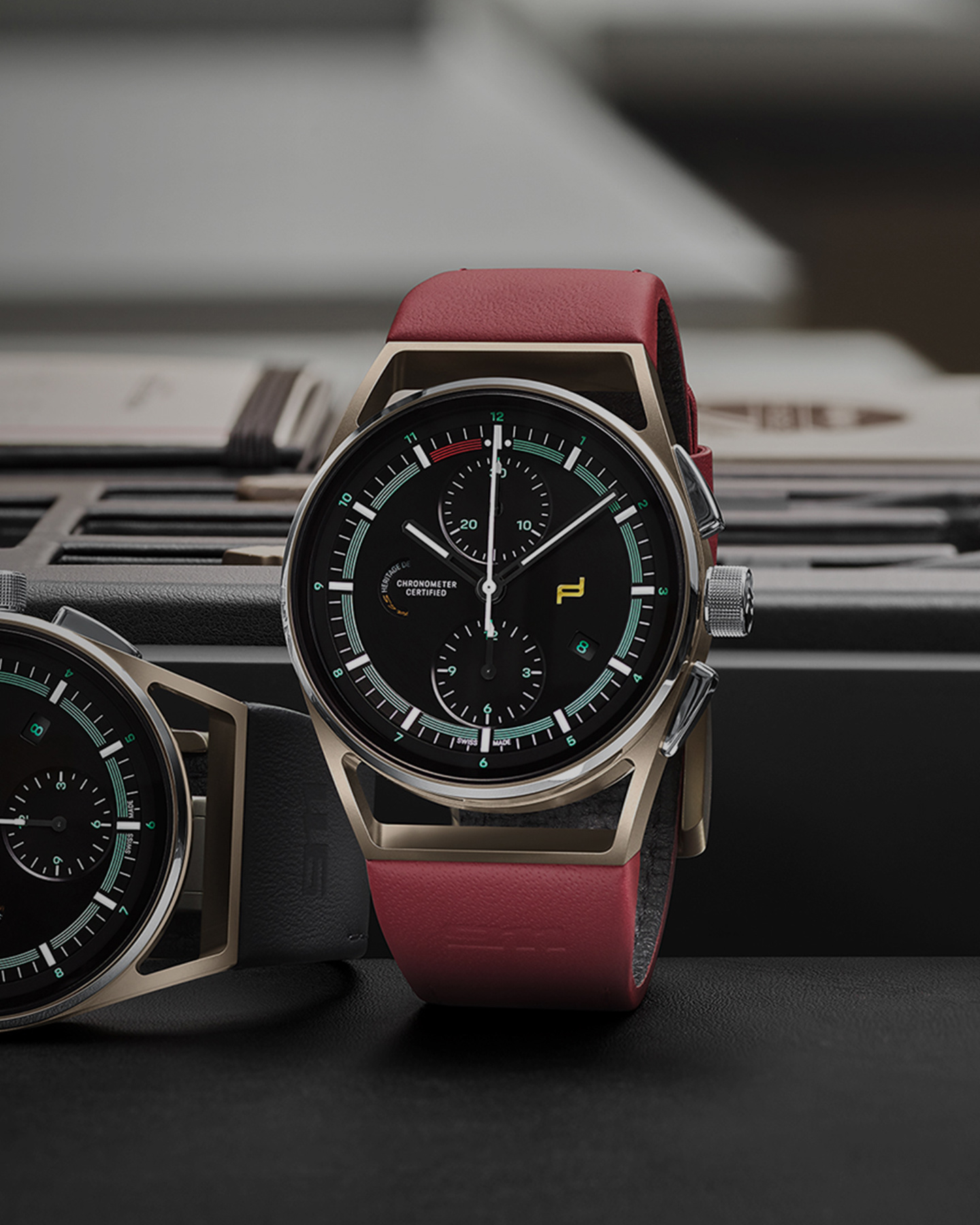 Shows Picture of 210908_Chronograph_911_Targa4s_Main_Teaser.jpg