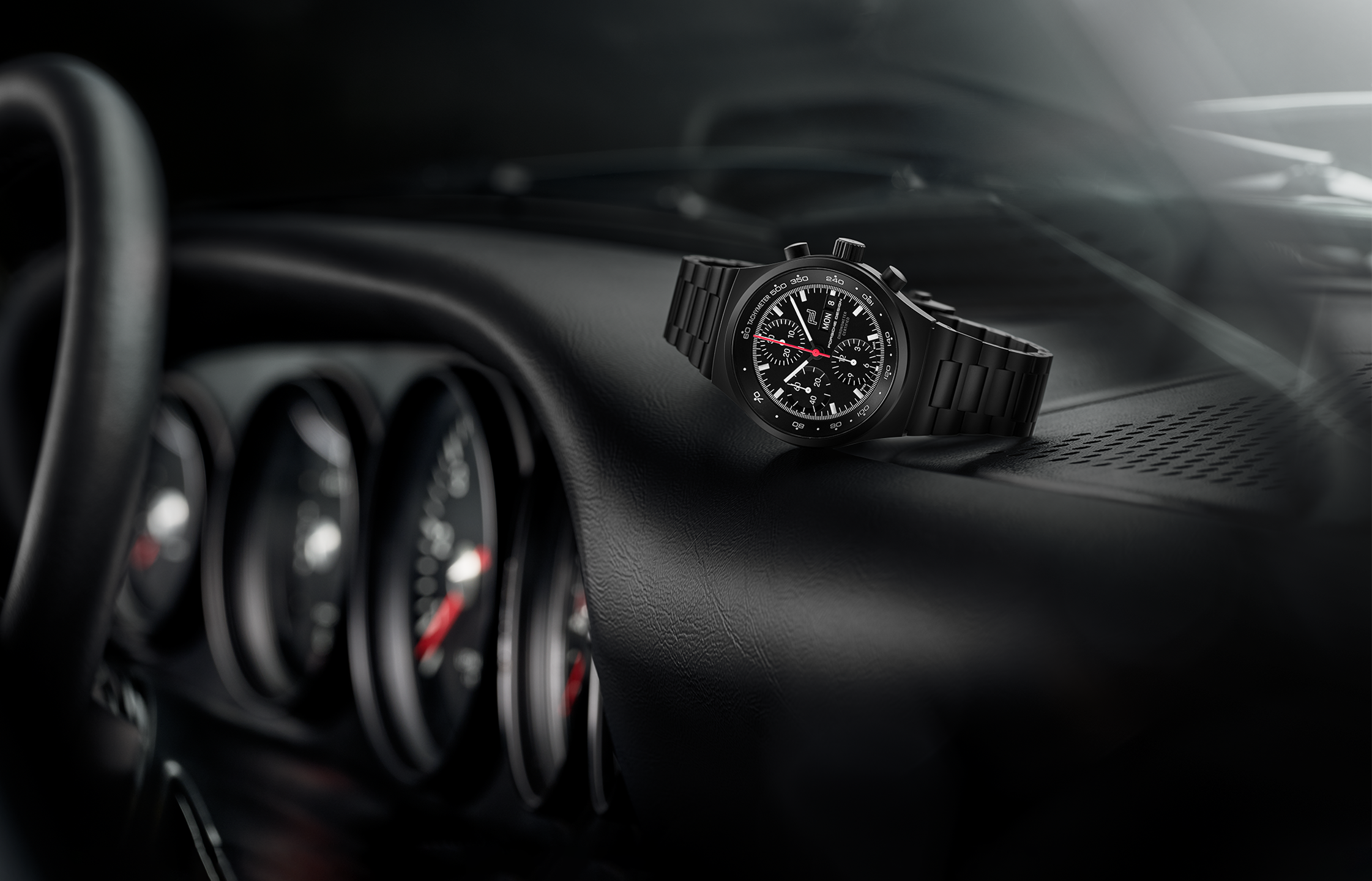 Shows Picture of porsche-design-timepieces-ikone-dashboard.png